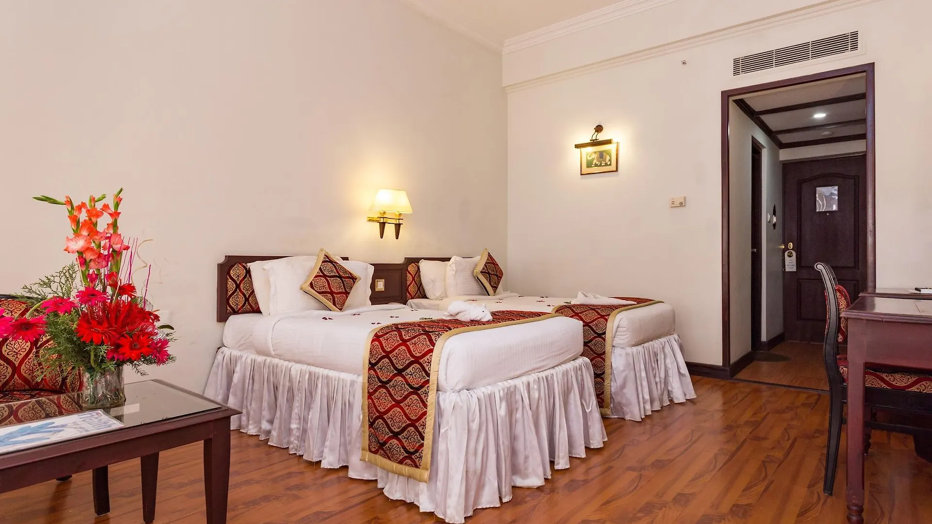 The Windsor Castle Otel Kottayam