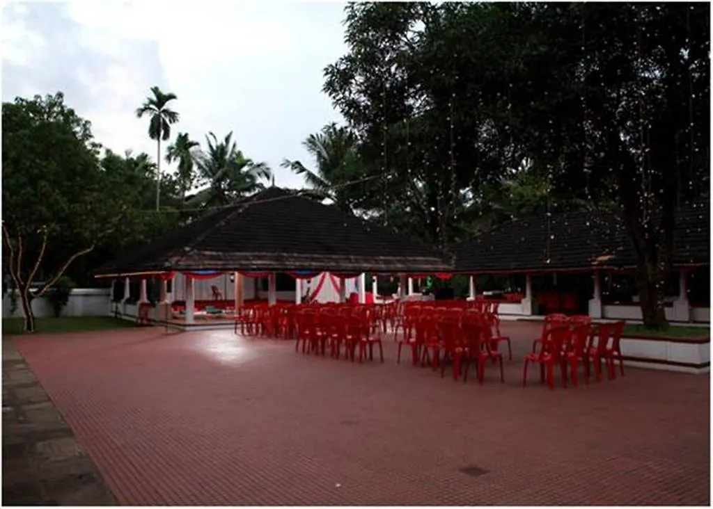 The Windsor Castle Otel Kottayam