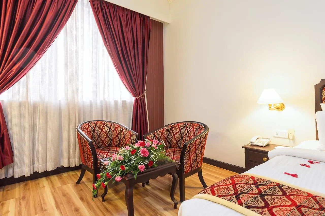 ****  The Windsor Castle Otel Kottayam Hindistan