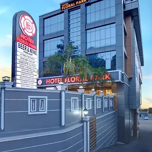 4* Hotel Floral Park