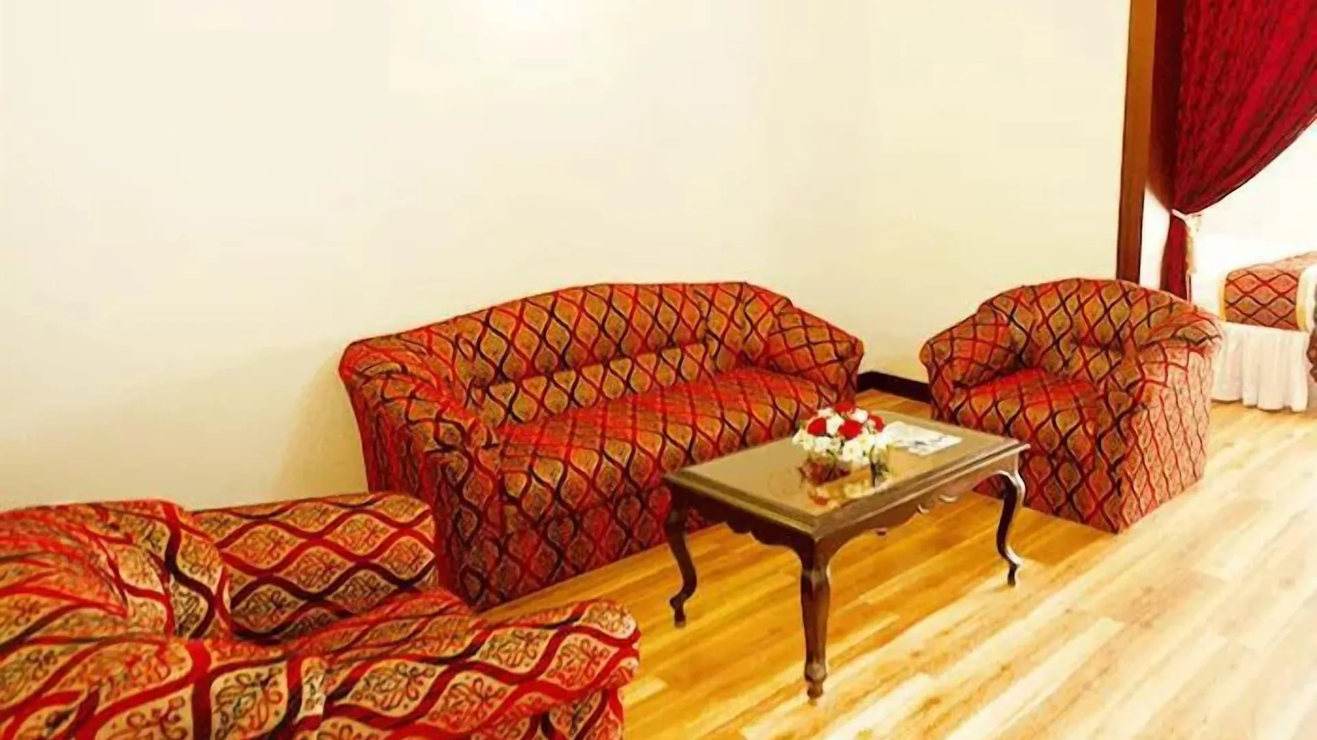 The Windsor Castle Hotel Kottayam