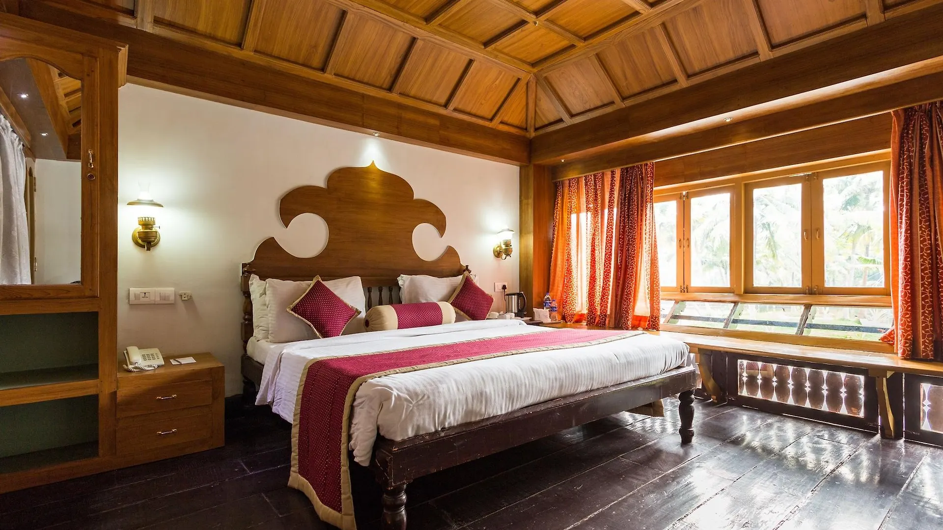 The Windsor Castle Hotel Kottayam 4*,