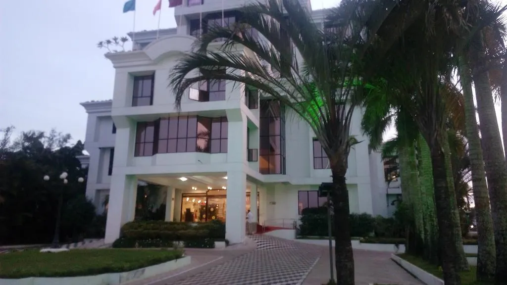 The Windsor Castle Hotel Kottayam